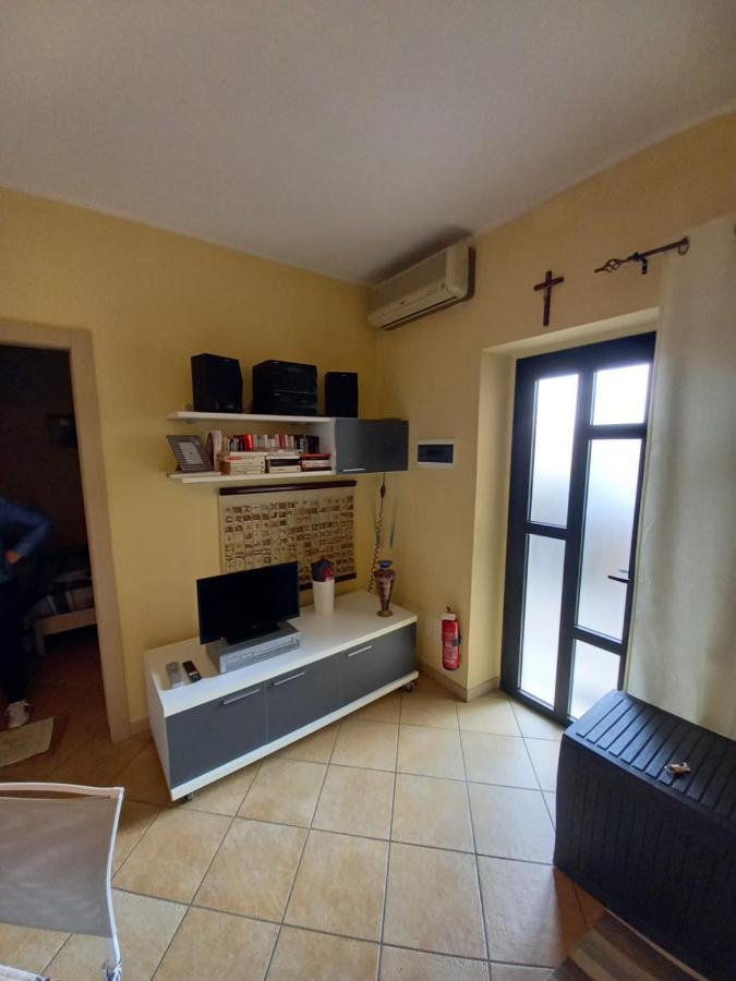 Flat Le Rose Apartment Паратико Екстериор снимка