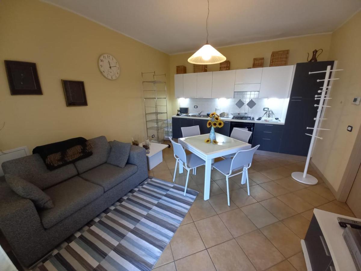 Flat Le Rose Apartment Паратико Екстериор снимка